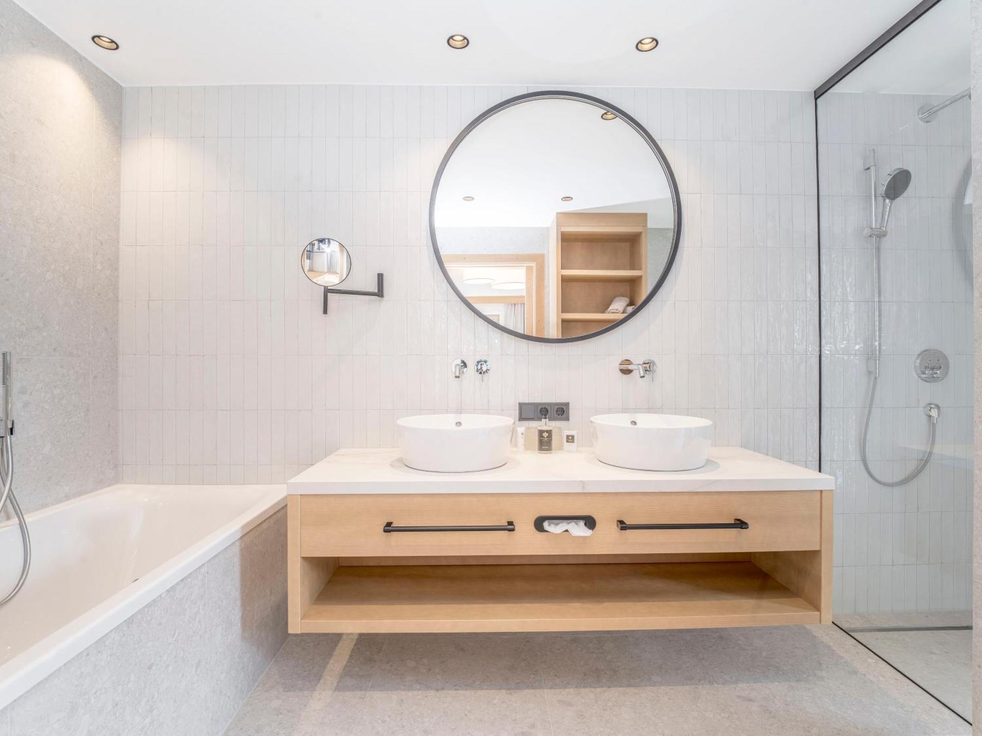 Hotel Aussicht 4*
