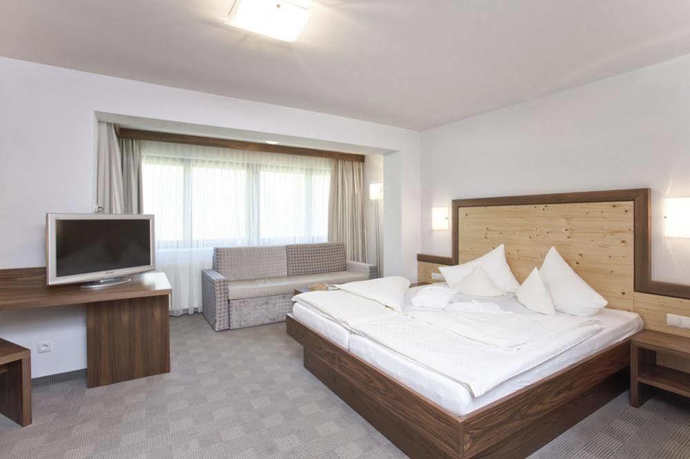 Hotel Aussicht Finkenberg